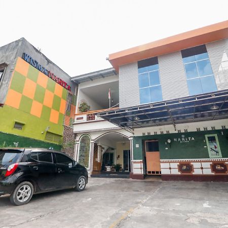 RedDoorz near Kartini Mall Lampung Bandar Lampung Esterno foto